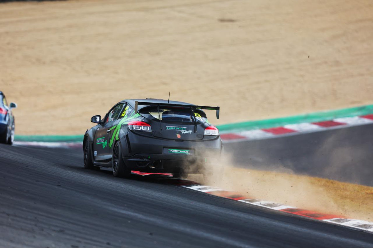 Race Car Arrive & Drive -BRSCC Supersport Endurance Cup 2027 - MEGANE RS
